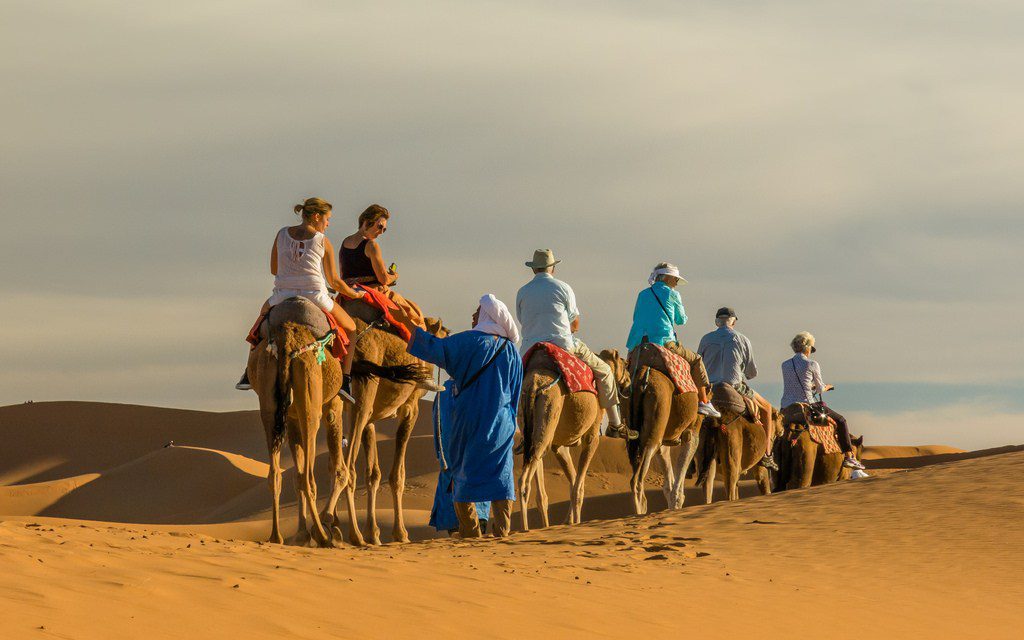 https://www.mogador-travel.com/wp-content/uploads/2018/11/Dunes-de-Merzouga-Cameltrekking-Morocco-bestofdesert-1-1024x640.jpg